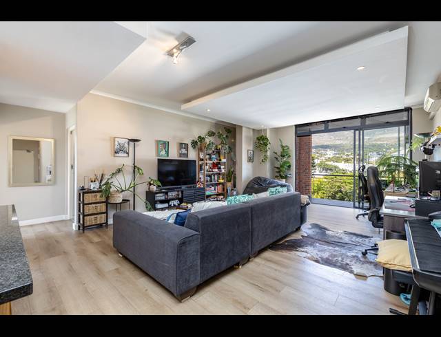 2 BEDROOM APARTMENT SOLD IN GARDENS